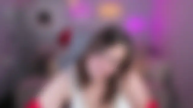 Alica_Keller Adlı Modelin Canlı Sohbet Odası
