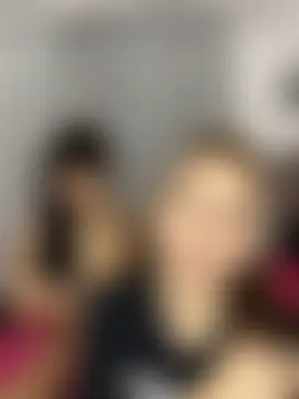 Aneruivinhaa Pertunjukan Kamera Seks Langsung