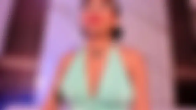 Scarlet_Vixen_'s Live Chat Room