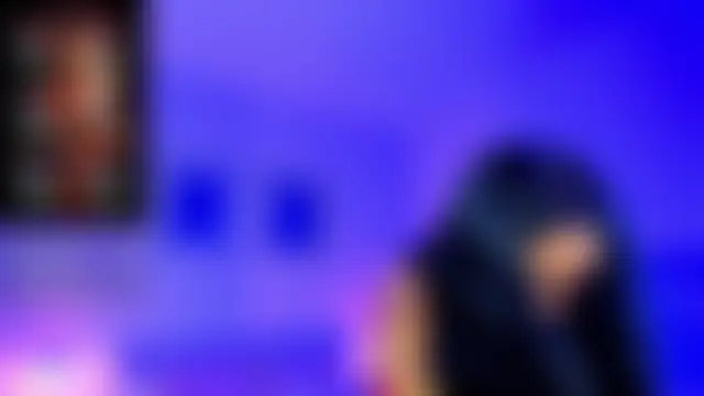Madisson_Bluee Adlı Modelin Canlı Sohbet Odası