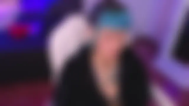 צ'אט XXX בשידור חי של _sharlotte777
