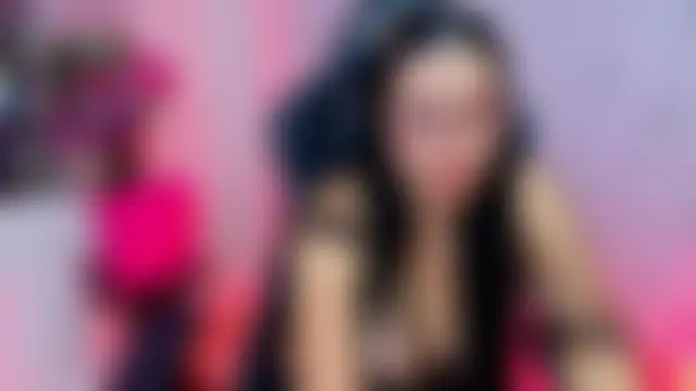 lararoberts_ live XXX chat