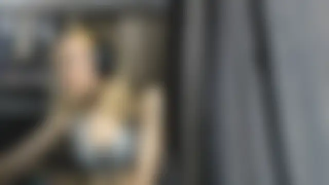 Adelinetre Adlı Modelin Canlı XXX Sohbeti