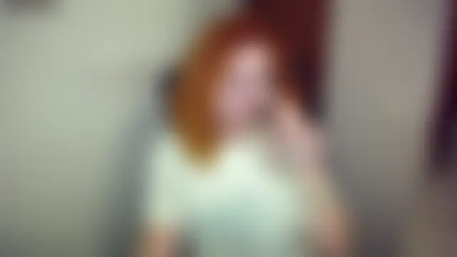 RedHeadSTARxのライブXXXチャット