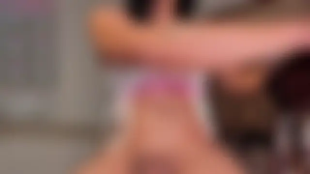 Pokazy przed kamerką – Kirby_Carrington