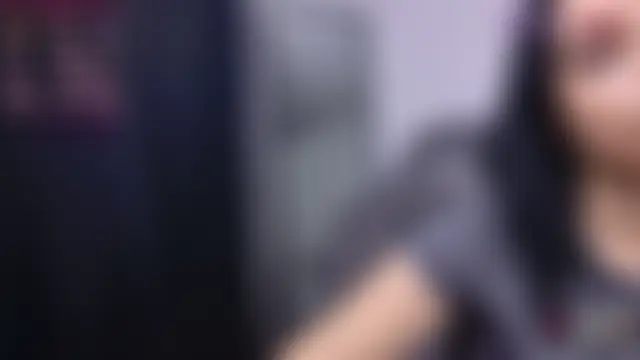 חדר צ'אט בשידור חי של Sylvia_Snoww