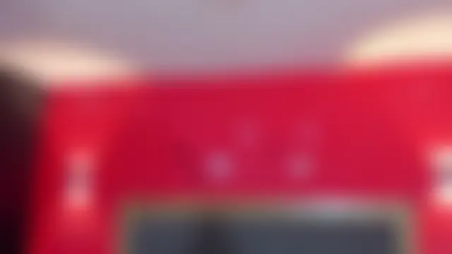 חדר צ'אט בשידור חי של YayaHilton