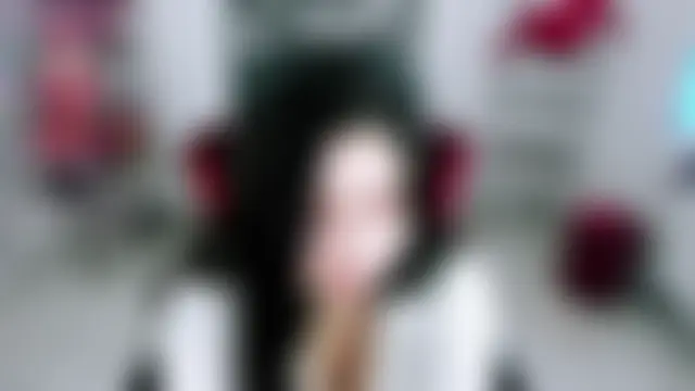 DiaAngellのライブXXXチャット