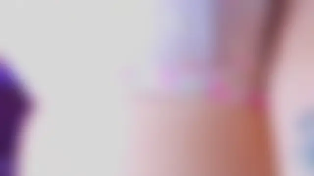 MiaColucci18 XXX чат на живо