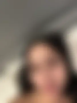 LilMisIndianx élő chatszobája