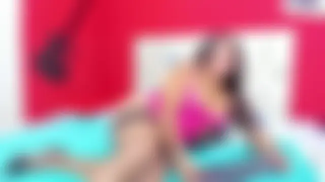 Rebecca_Milf live-chat rom