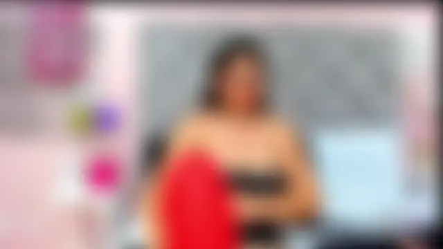 دردشة NahomyAdams الجنسية المباشرة