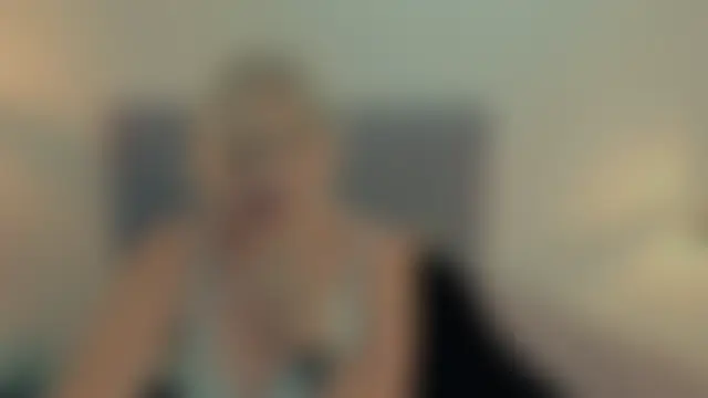 ScarletHoot_ Chat XXX in diretta