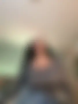 צ'אט XXX בשידור חי של YariRose