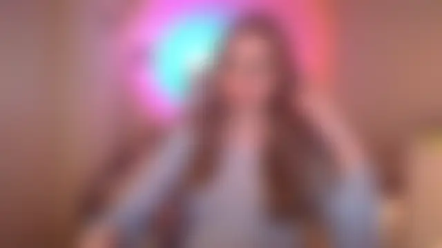 Chat +18 de Elizabeth_Kitty_ ao vivo