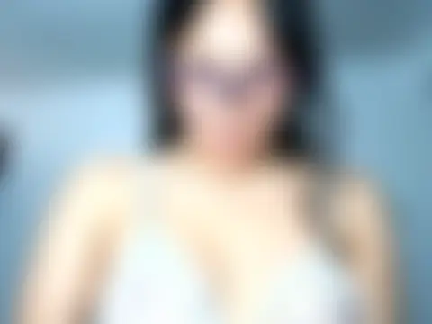 KUTTY_MODEL élő XXX-chatje