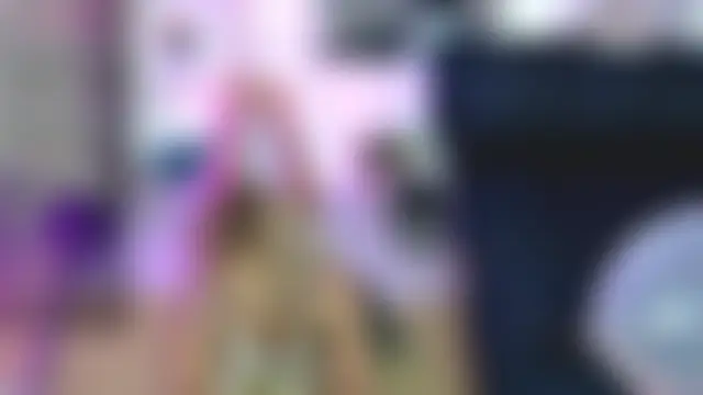 XXX chat uživo modela SarahRaynex