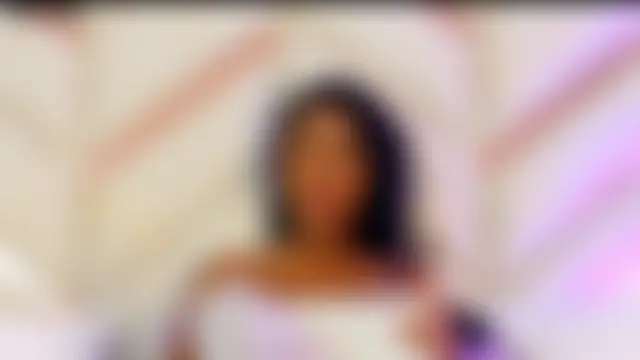 Chatroom XXX en direct de AlanaDoll
