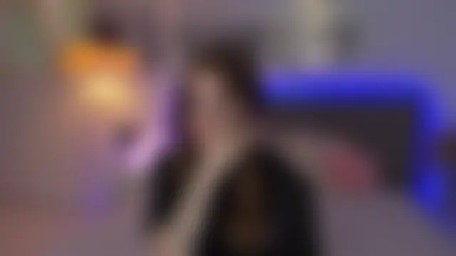 LuisaClover লাইভ XXX চ্যাট