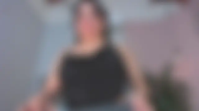غرفة دردشة hanny_milf المباشرة