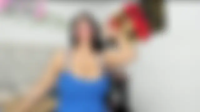 Chat +18 de KorinaKovaa ao vivo