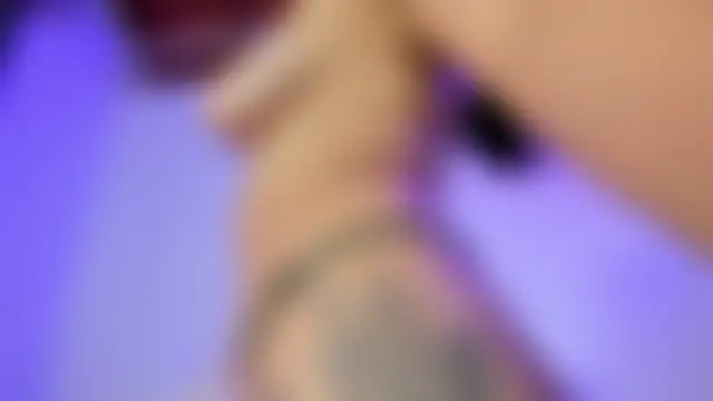 moll1e_ live XXX chat
