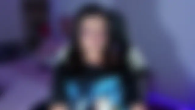 צ'אט XXX בשידור חי של OphelianaRose33