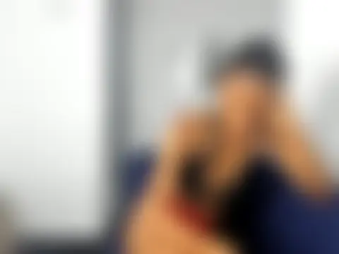 Chat XXX en directo de Sexycarinah_