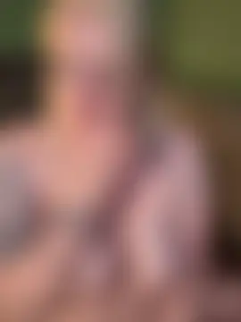 XXX chat uživo modela Lolaaxxx13