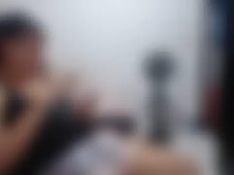 Adriana_0312 live-chat rom
