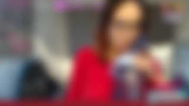 nadia_r_ Chat XXX in diretta