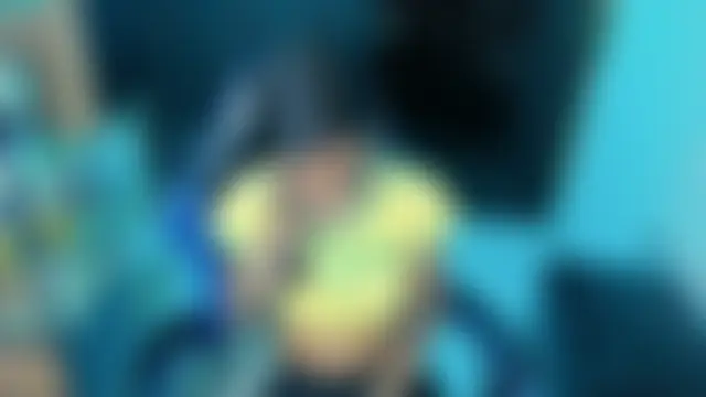 KarlaSlutSkinny__ élő XXX-chatje