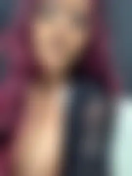 MissBOOBSDIVA21 Adlı Modelin Canlı XXX Sohbeti