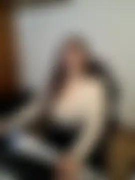 צ'אט XXX בש ידור חי של kayortiiz