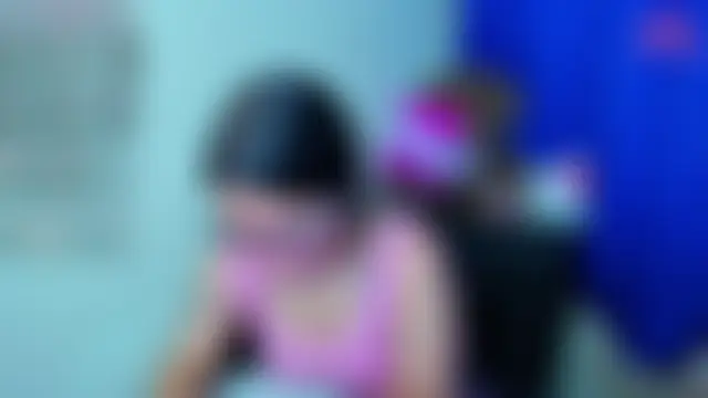 angelina_77 Adlı Modelin Canlı XXX Sohbeti