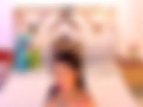 anneroaa XXX чат на живо