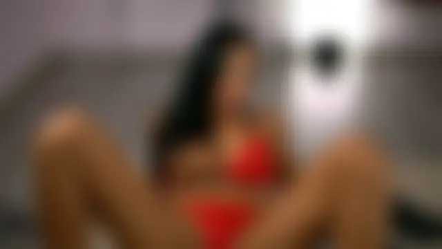 KassieNoir live XXX chat