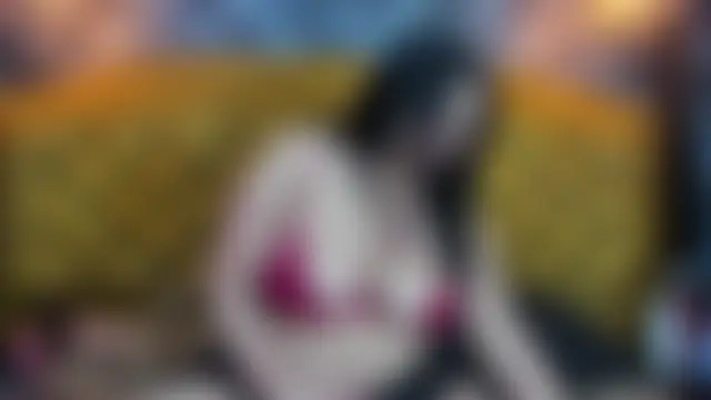 XXX chat uživo modela NahomiFireSex