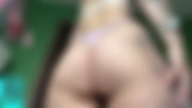 Sala de chat ao vivo de MadalynNosel