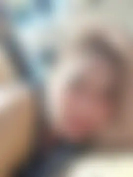 Živý XXX chat naughtiestmumknky99