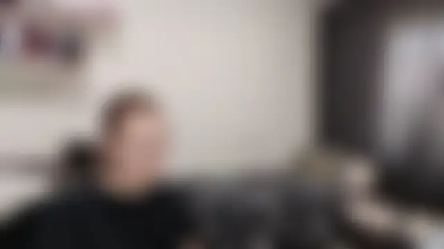 YadaSteinerのライブXXXチャット