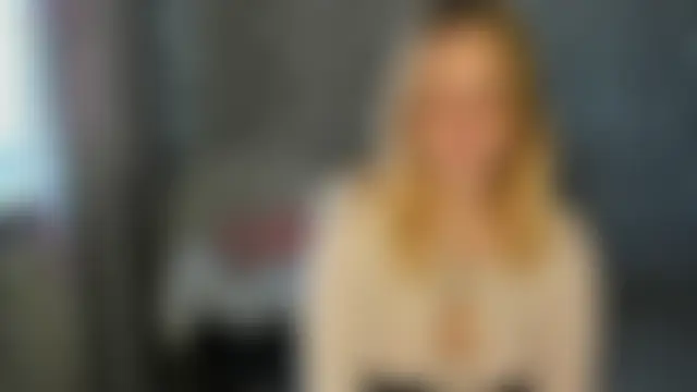 L_aura Chat XXX in diretta