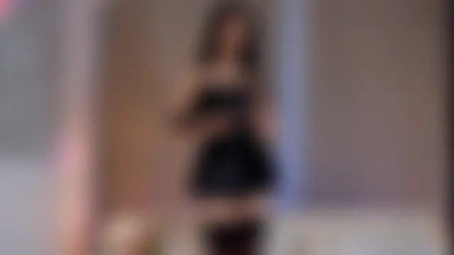 XXX chat uživo modela HornyPriestess