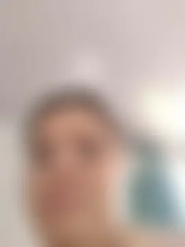 Sara_y_Amy Live chatroom