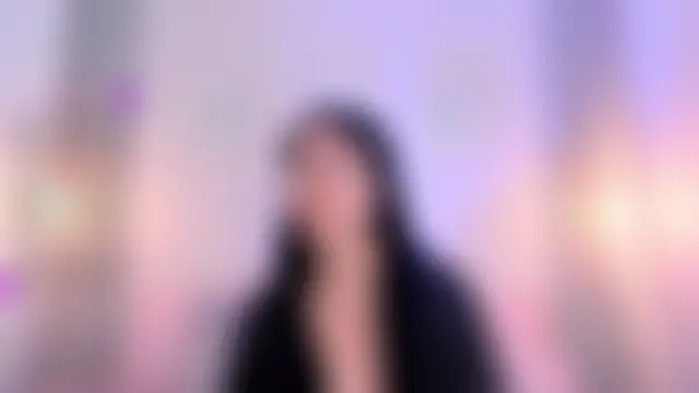 Sallyrosee_ 现场XXX聊天