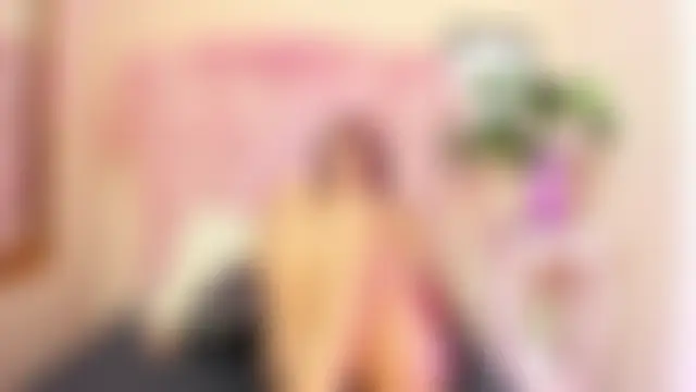 חדר צ'אט בשידור חי של Cherry_Scarlet_