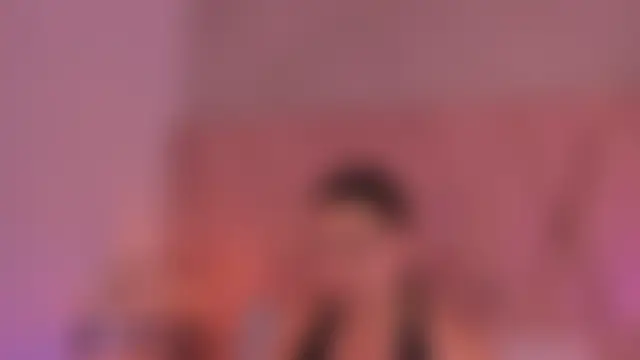 צ'אט XXX בשידור חי של madyjames