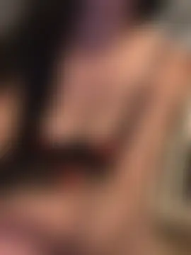Živý XXX chat LaPetitechienne1