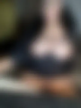 Penelope_Moretti লাইভ XXX চ্যাট