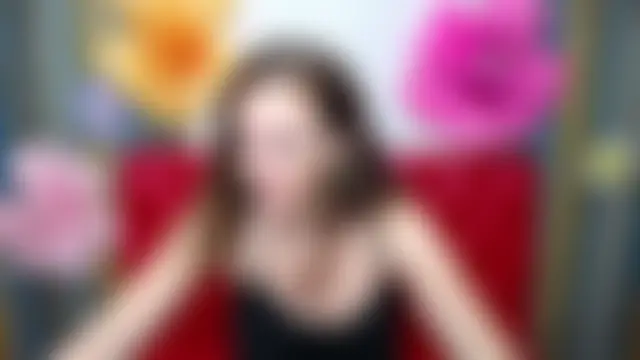 XXX chat uživo modela MeganPirs
